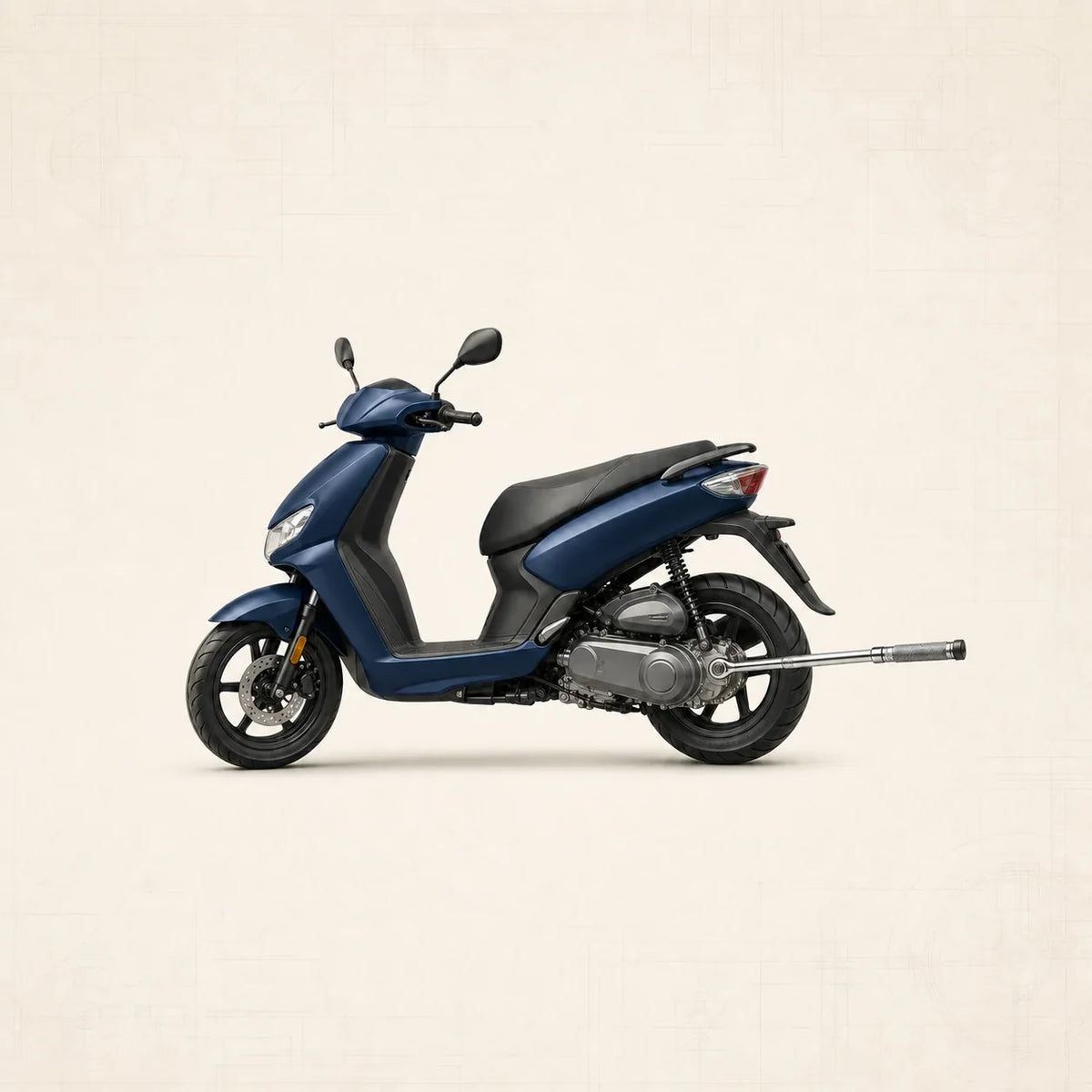 Scooter urbain bleu vu de profil avec clé dynamométrique engagée sur l’écrou de roue arrière